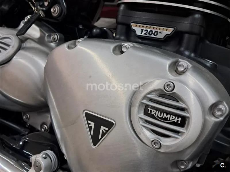Triumph Bonneville Speedmaster - Vista 7