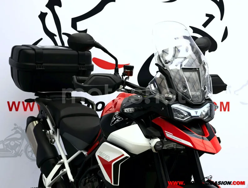 Triumph Tiger 900 - Vista 4