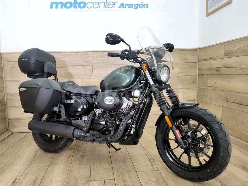 Hyosung Aquila Bobber GV 300 S 2350 € 2020 Zaragoza - 2