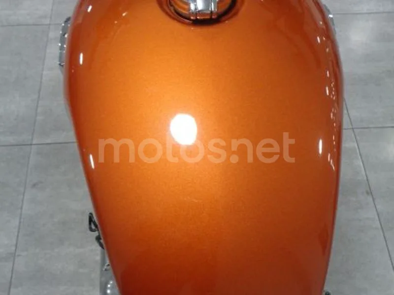 Royal Enfield Interceptor 650 - Vista 5