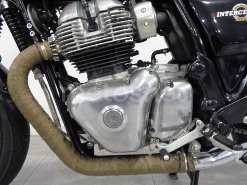 Royal Enfield Interceptor 650 - Vista 8