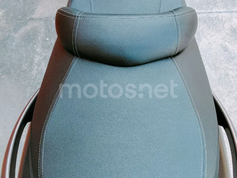 SYM Maxsym 600 - Vista 16
