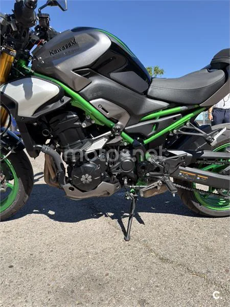 Kawasaki Z900 - Vista 9