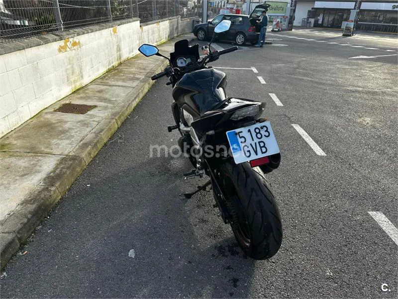 Kawasaki Z750 - Vista 3
