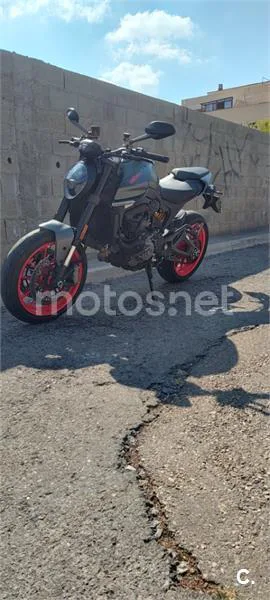 Ducati Monster - Vista 5