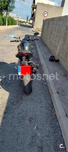 Ducati Monster - Vista 6