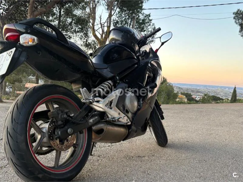 Kawasaki ER-6f - Vista 10