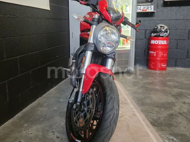 Ducati Monster 797 - Vista 3