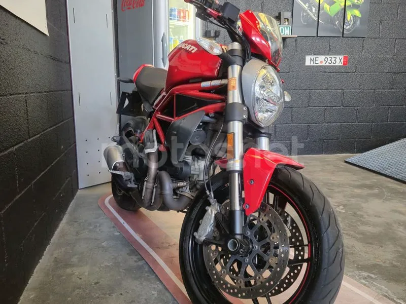 Ducati Monster 797 - Vista 4