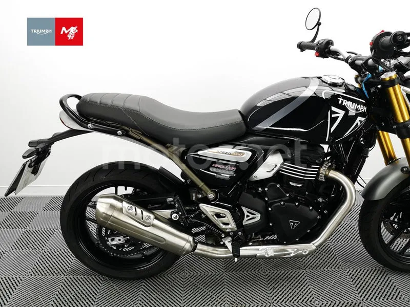 Triumph Speed 400 - Vista 7