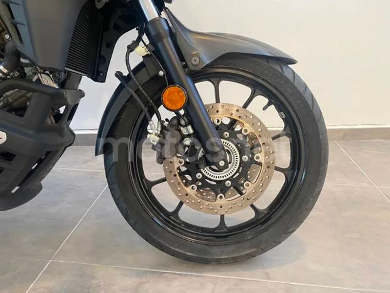 Suzuki V-Strom 650 - Vista 9