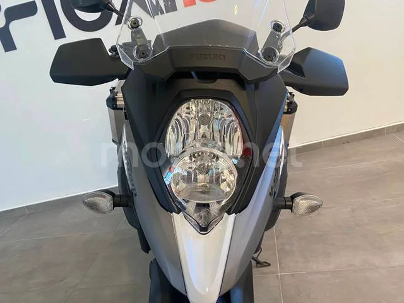 Suzuki V-Strom 650 - Vista 10