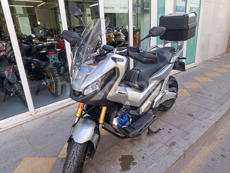 Honda X-ADV - Vista 3