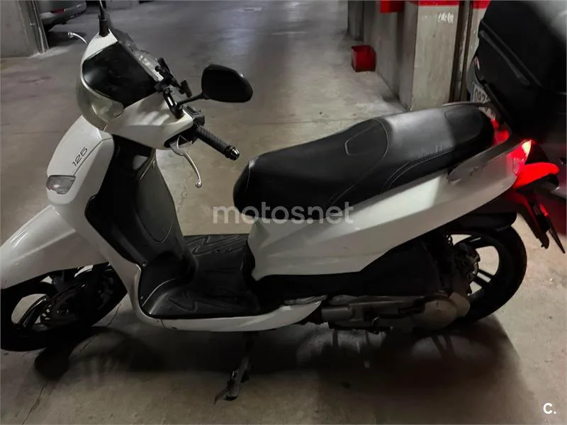 Peugeot Tweet 125 500 € 2016 Madrid - 2