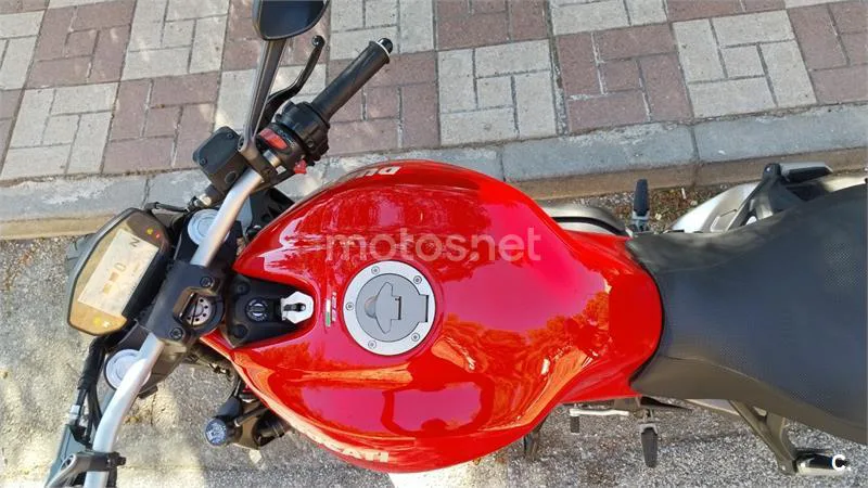 Ducati Monster 821 - Vista 7