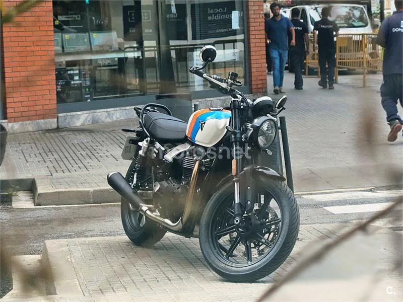 Triumph Speed Twin 900 7700 € 2025 Barcelona - 1