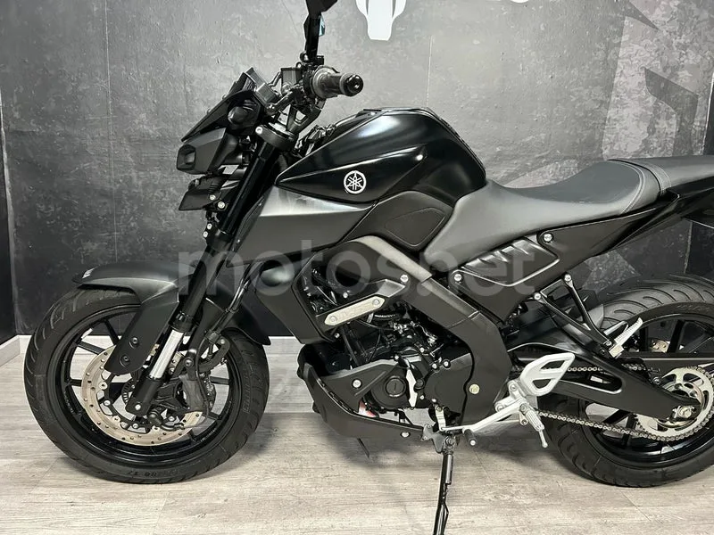 Yamaha MT-125 - Vista 11