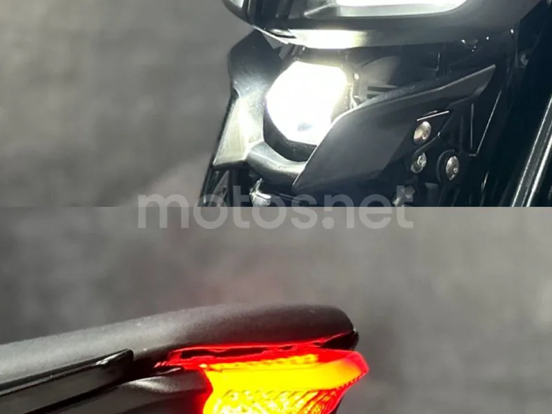 Yamaha MT-125 - Vista 14