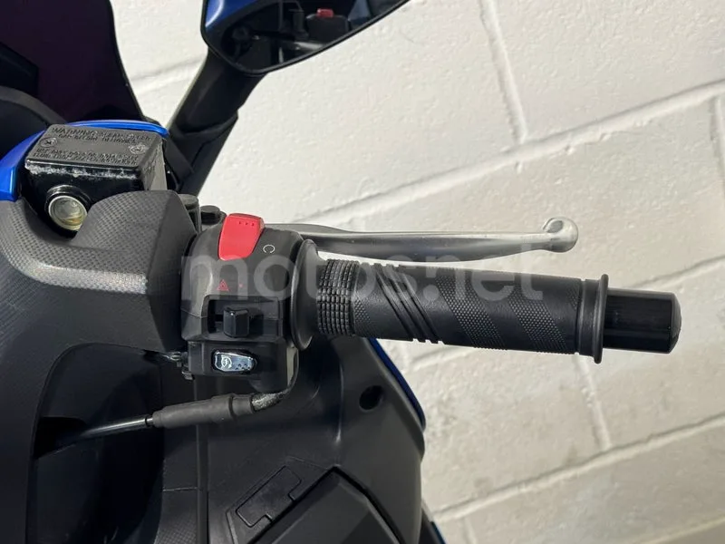 SYM Joymax 125 - Vista 7