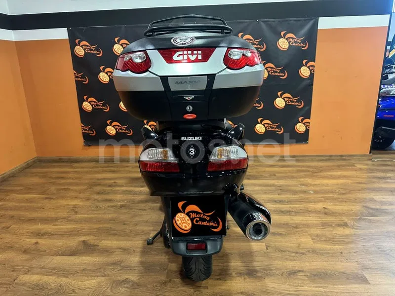 Suzuki Burgman 650 Executive - Vista 5
