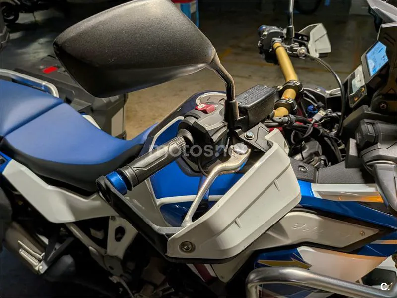 Honda CRF1100L Africa Twin - Vista 11