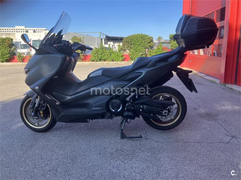 Yamaha TMAX 560 - Vista 3