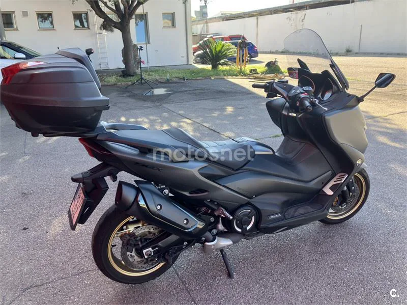 Yamaha TMAX 560 - Vista 5