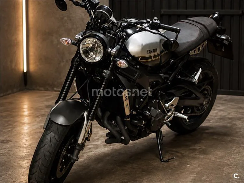 Yamaha XSR900 - Vista 4