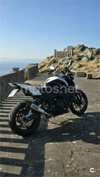 Kawasaki Z750R - Vista 4