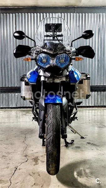 Triumph Tiger 800 - Vista 3