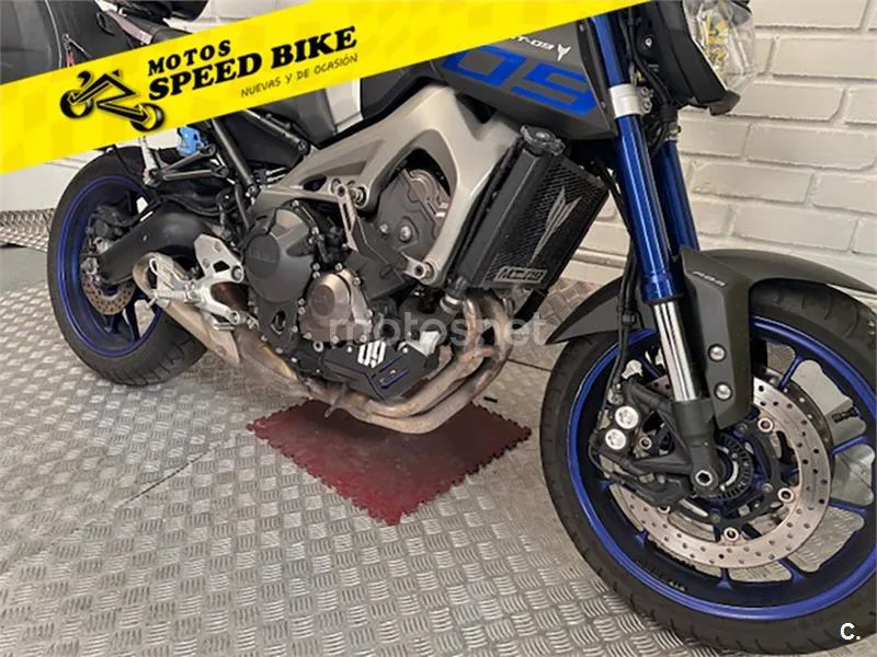 Yamaha MT-09 - Vista 3
