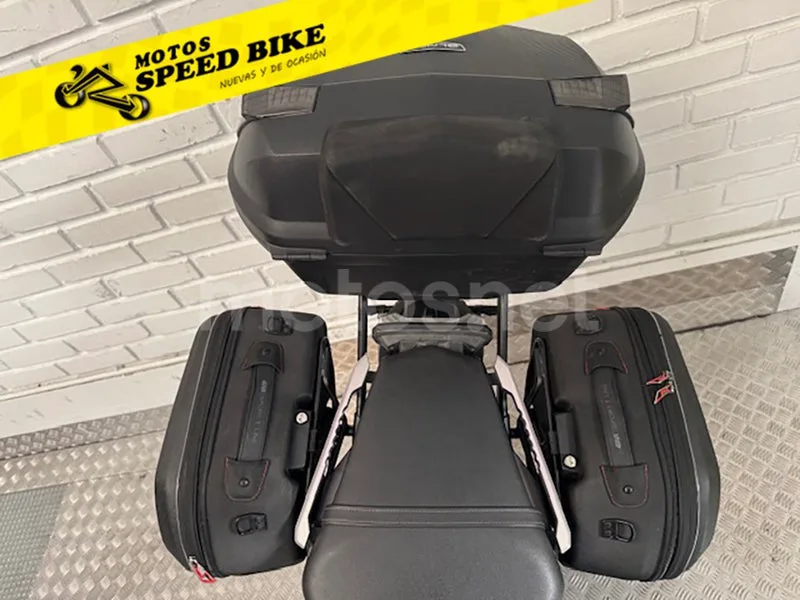 Yamaha MT-09 - Vista 10