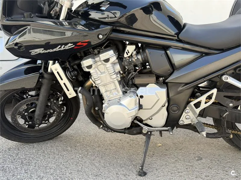 Suzuki Bandit 650S 3150 € 2010 Alicante - 1