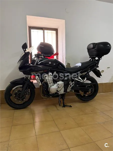 Suzuki Bandit 650S - Vista 11