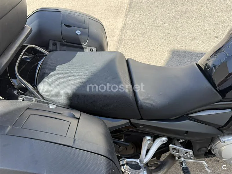 Suzuki Bandit 650S - Vista 3