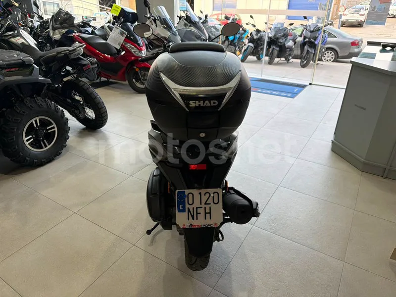 Yamaha Tricity 125 - Vista 4