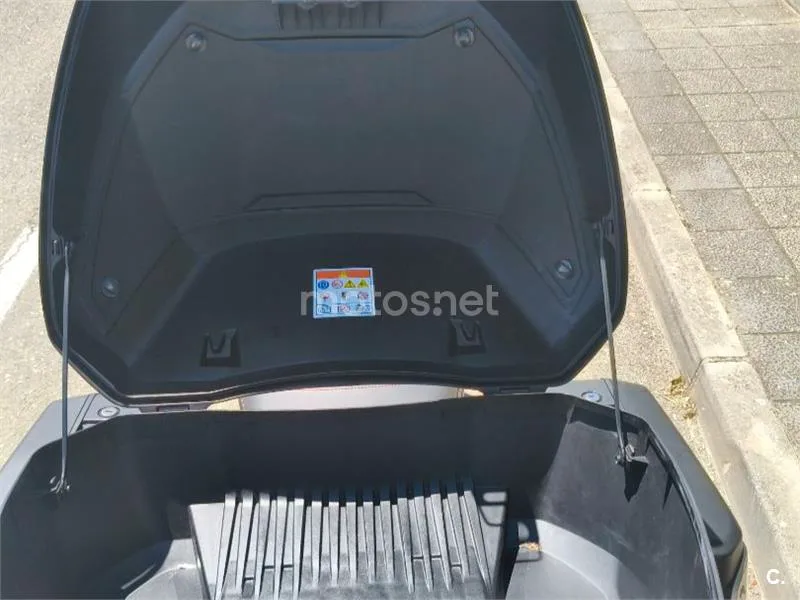 Honda NT1100 - Vista 9