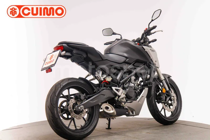 Honda CB125R - Vista 4