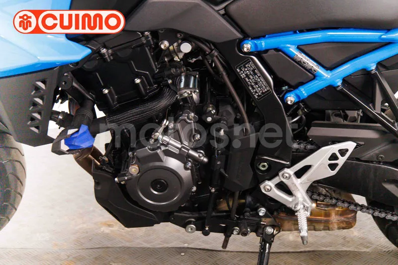 Suzuki GSX-8S - Vista 24