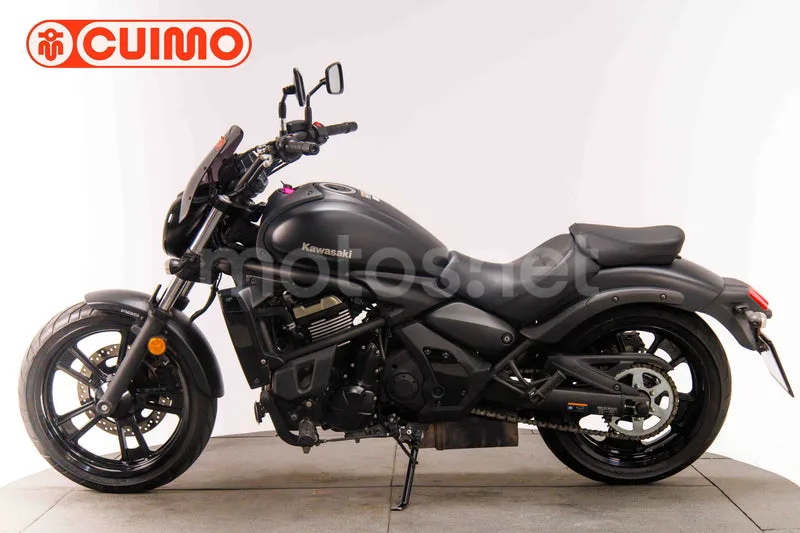 Kawasaki Vulcan S - Vista 8