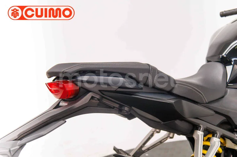 Honda CB650R - Vista 19