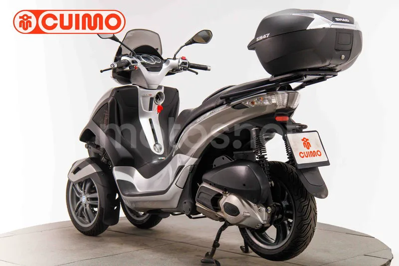 Piaggio MP3 Yourban 300 - Vista 6
