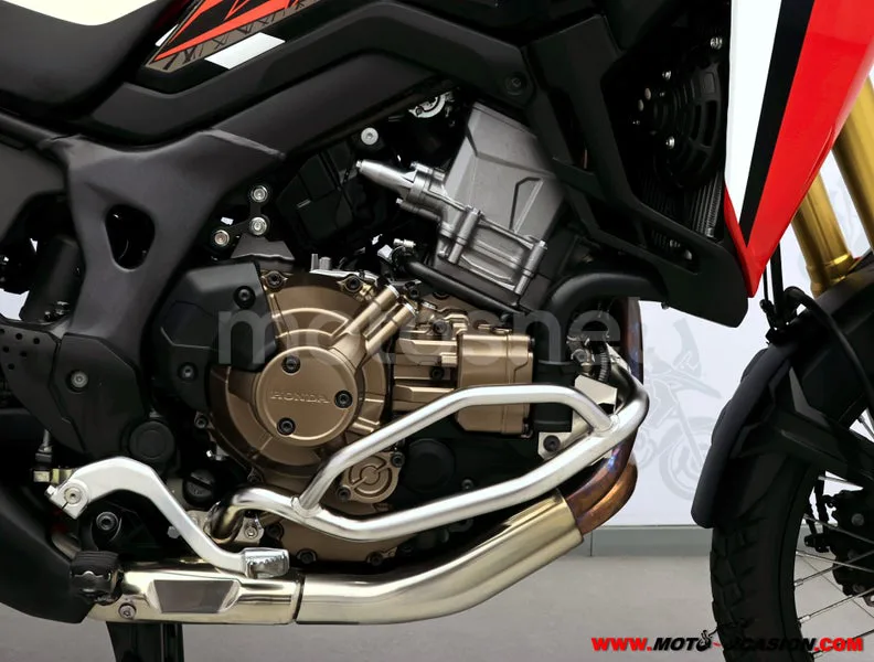 Honda CRF1000L Africa Twin - Vista 5