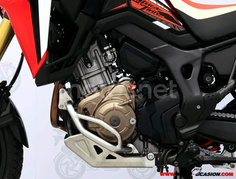 Honda CRF1000L Africa Twin - Vista 10