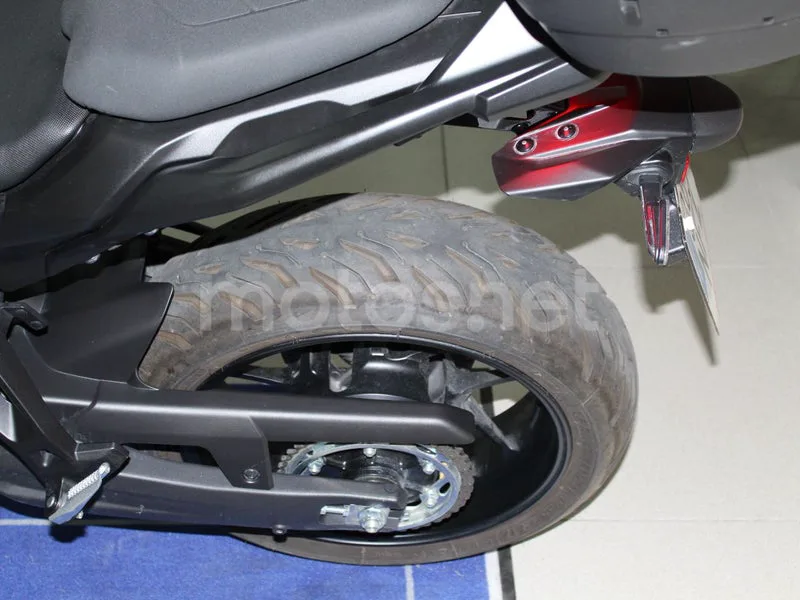 Yamaha Tracer 7 - Vista 12