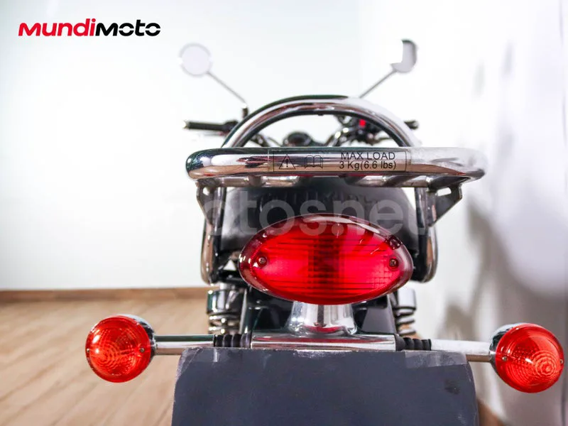 Triumph Bonneville T100 - Vista 9
