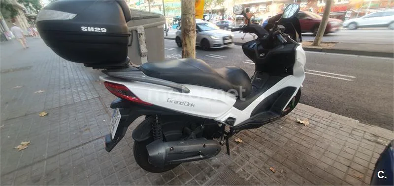 Kymco Grand Dink 125 1500 € 2018 Barcelona - 1