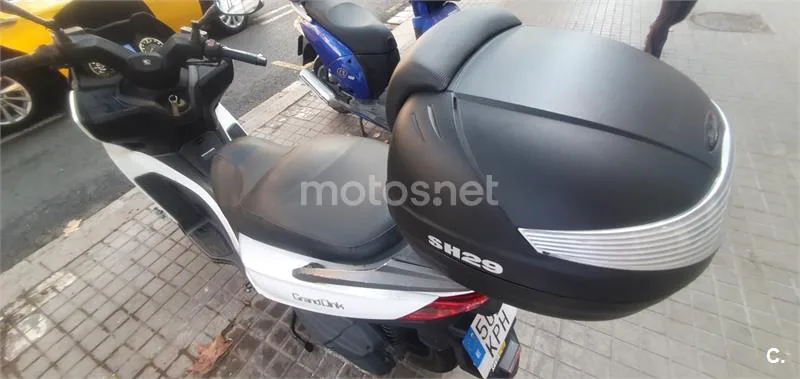 Kymco Grand Dink 125 - Vista 3