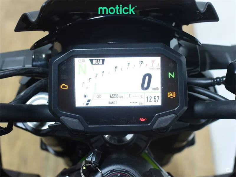 Kawasaki Z900 - Vista 5