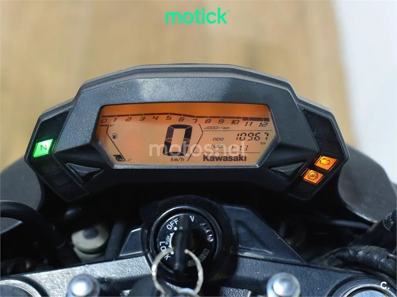Kawasaki Z125 - Vista 5